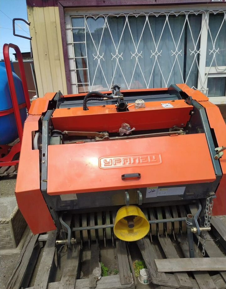 Пресс-подборщик Уралец-0890 в сборе - Пресс-подборщик рулонный: фото 2 Пресс-подборщик Уралец-0890 в сборе - Пресс-подборщик рулонный: фото 2