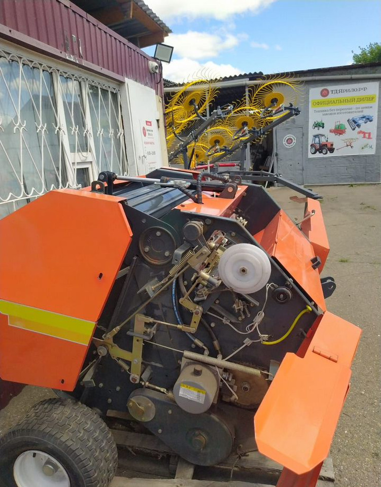 Пресс-подборщик Уралец-0890 в сборе - Пресс-подборщик рулонный: фото 5 Пресс-подборщик Уралец-0890 в сборе - Пресс-подборщик рулонный: фото 5