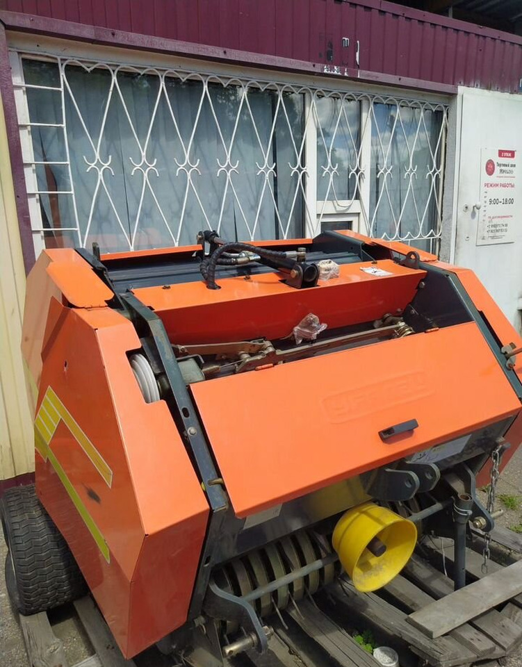 Пресс-подборщик Уралец-0890 в сборе - Пресс-подборщик рулонный: фото 3 Пресс-подборщик Уралец-0890 в сборе - Пресс-подборщик рулонный: фото 3