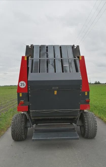 Пресс-подборщик Vicon RV 187 в сборе - Пресс-подборщик рулонный: фото 3 Пресс-подборщик Vicon RV 187 в сборе - Пресс-подборщик рулонный: фото 3