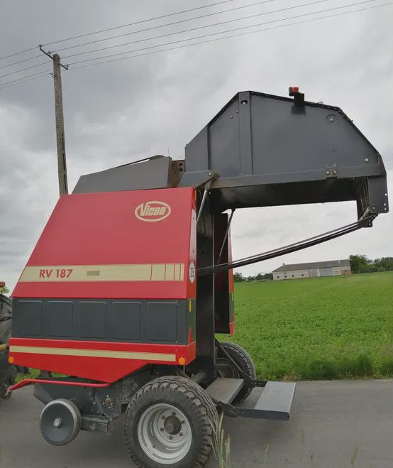 Пресс-подборщик рулонный Пресс-подборщик Vicon RV 187 в сборе: фото 6