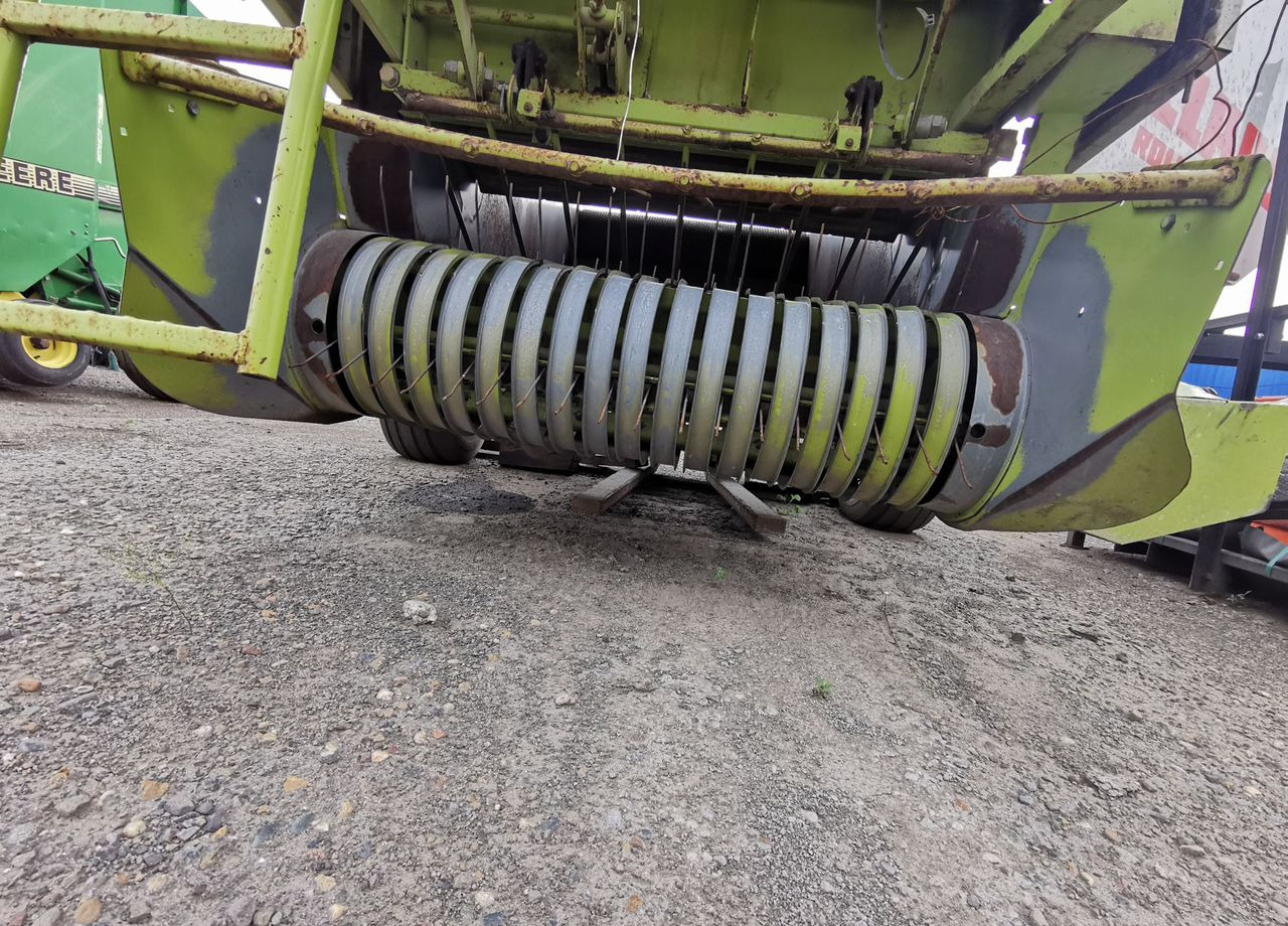 CLAAS Подборщик на пресс Claas Rollant 46-66 б/у - Запчасти для Пресс-подборщиков рулонных: фото 3 CLAAS Подборщик на пресс Claas Rollant 46-66 б/у - Запчасти для Пресс-подборщиков рулонных: фото 3
