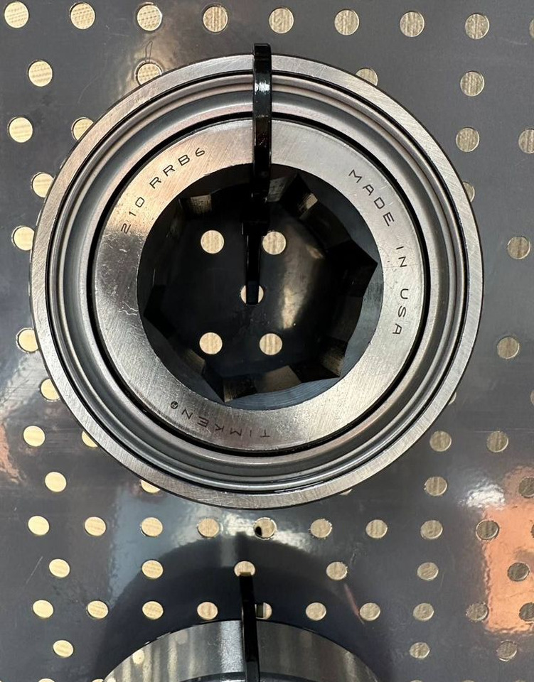 Подшипники на пресс-подборщик John Deere - Запчасти для Пресс-подборщиков рулонных: фото 3 Подшипники на пресс-подборщик John Deere - Запчасти для Пресс-подборщиков рулонных: фото 3