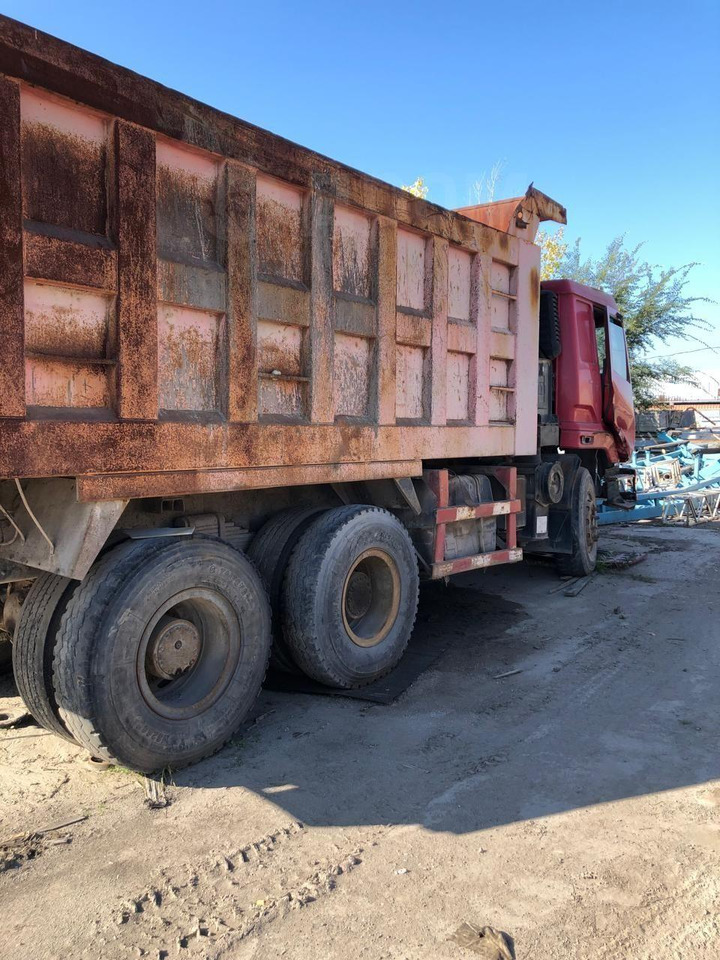 Dongfeng EQ3257GE3 - Самосвал: фото 3 Dongfeng EQ3257GE3 - Самосвал: фото 3