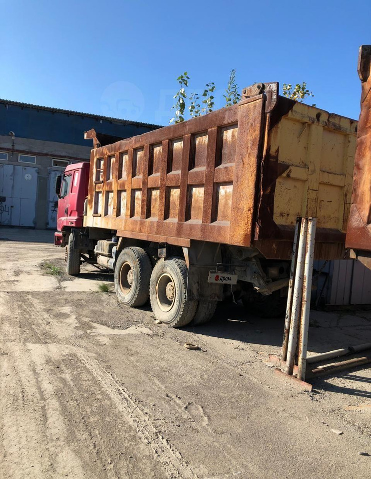 Dongfeng EQ3257GE3 - Самосвал: фото 2 Dongfeng EQ3257GE3 - Самосвал: фото 2