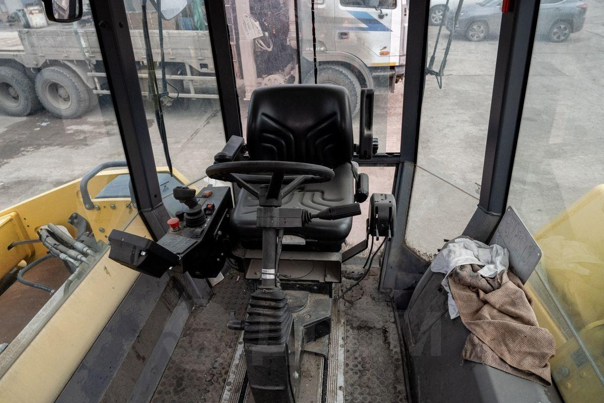 Дорожный каток Dynapac CC6200: фото 7