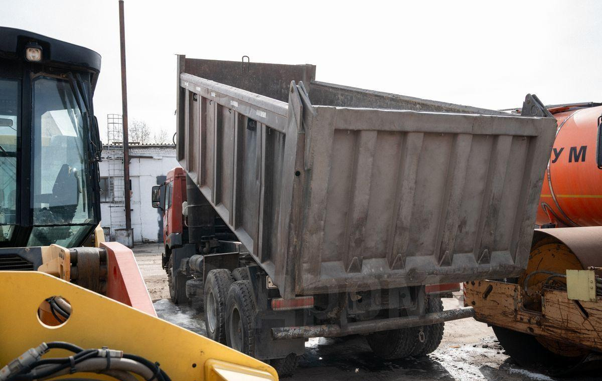 Самосвал FAW CA3252P2K2T1A: фото 6