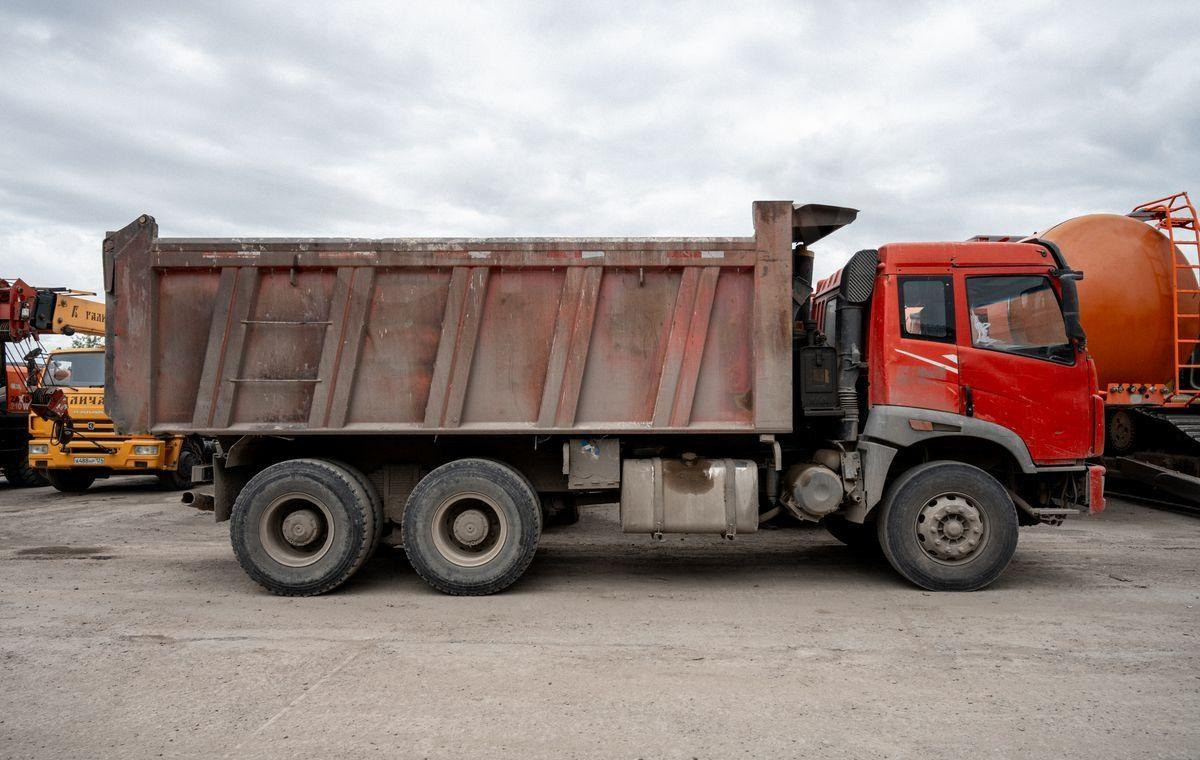 FAW J5P6x4 CA3252P2K2T1A - Самосвал: фото 3 FAW J5P6x4 CA3252P2K2T1A - Самосвал: фото 3