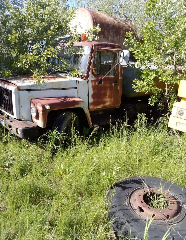 ГАЗ 3307 - Грузовик с цистерной: фото 3 ГАЗ 3307 - Грузовик с цистерной: фото 3