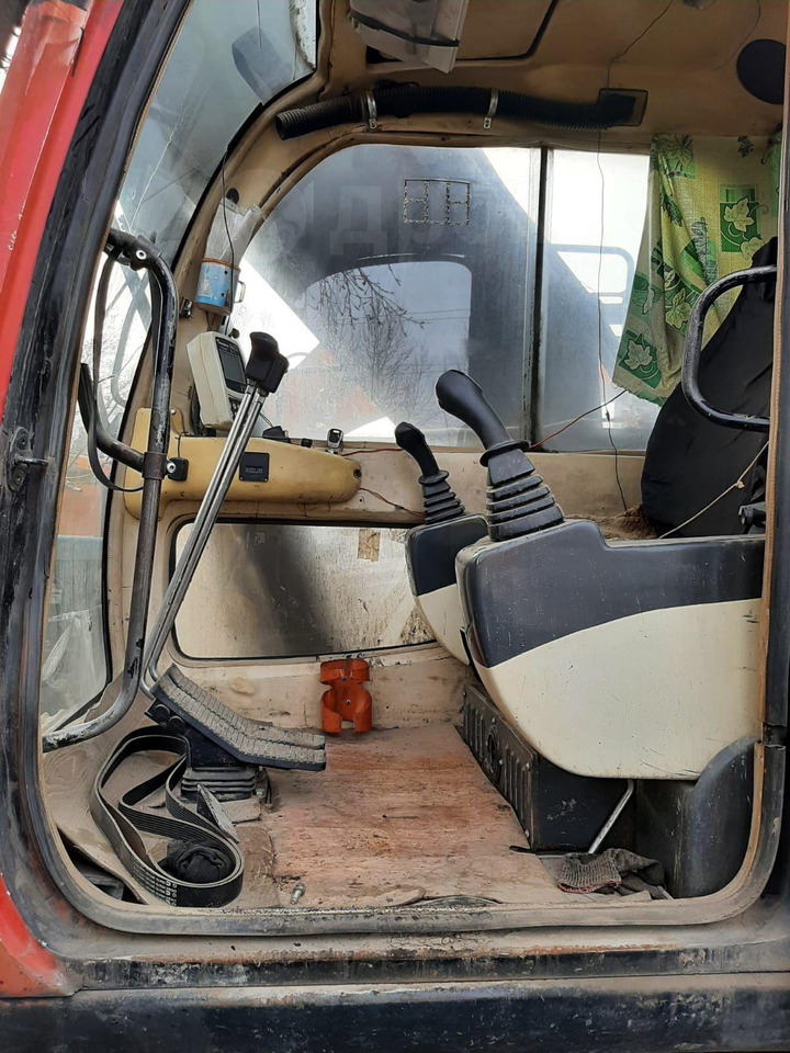 Гусеничный экскаватор Jonyang JY230E: фото 6 Гусеничный экскаватор Jonyang JY230E: фото 6