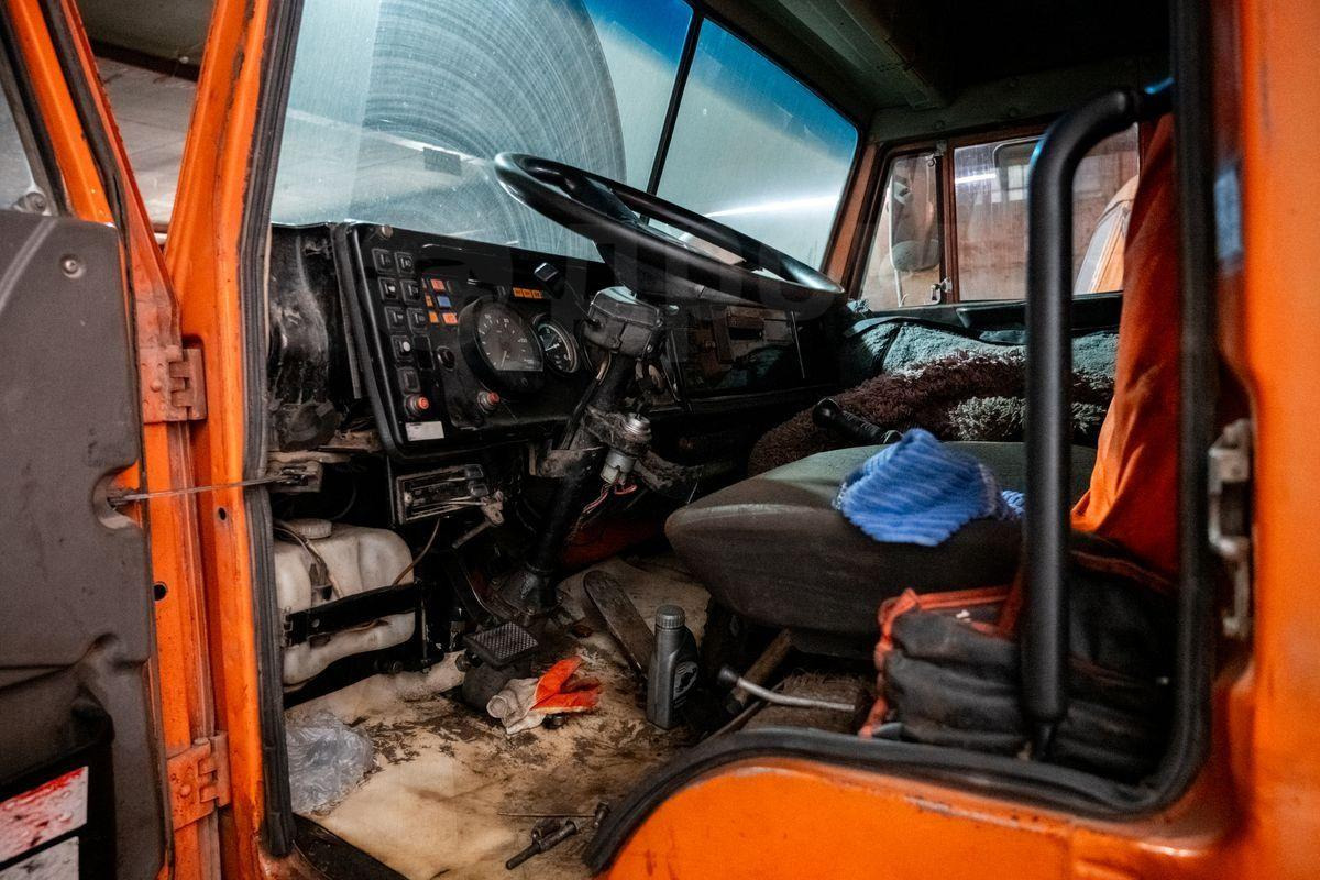 Самосвал КамАЗ 65115: фото 7