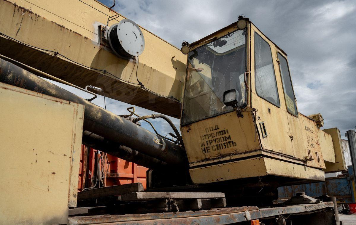 МАЗ Челябинец КС-65711 - Мобильный кран: фото 3 МАЗ Челябинец КС-65711 - Мобильный кран: фото 3