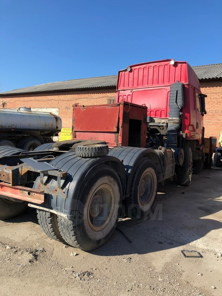 Dongfeng EQ4252GE6 - Тягач: фото 2 Dongfeng EQ4252GE6 - Тягач: фото 2