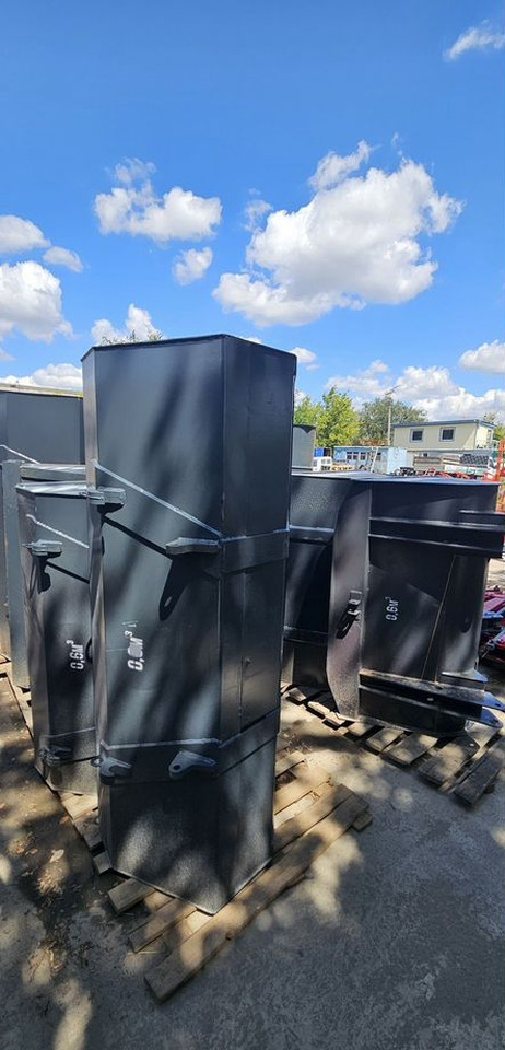 Ковш для погрузчика Ковш на погрузчик кун и пку, Пальцы и евро рамку: фото 9 Ковш для погрузчика Ковш на погрузчик кун и пку, Пальцы и евро рамку: фото 9