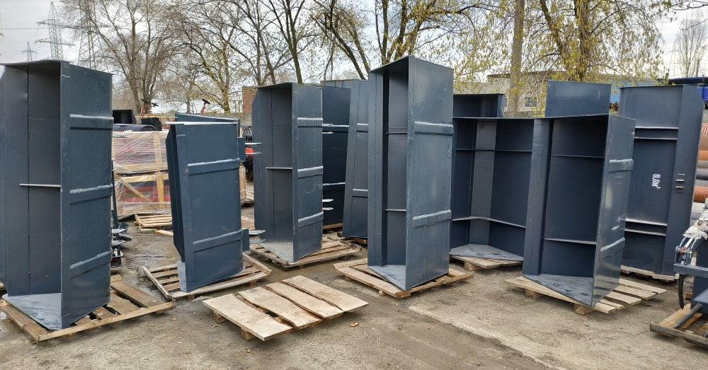 Ковш на погрузчик кун и пку, Пальцы и евро рамку - Ковш для погрузчика: фото 4 Ковш на погрузчик кун и пку, Пальцы и евро рамку - Ковш для погрузчика: фото 4