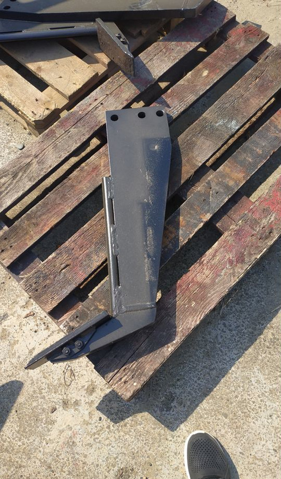 Lemken Стойка чизельная к плугам серии плн и пск - Запчасти для Плугов: фото 2 Lemken Стойка чизельная к плугам серии плн и пск - Запчасти для Плугов: фото 2