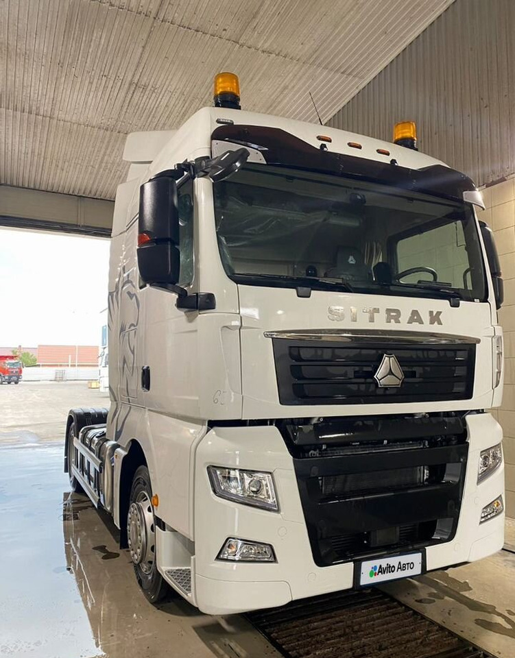 Sitrak C7H - Тягач: фото 1 Sitrak C7H - Тягач: фото 1