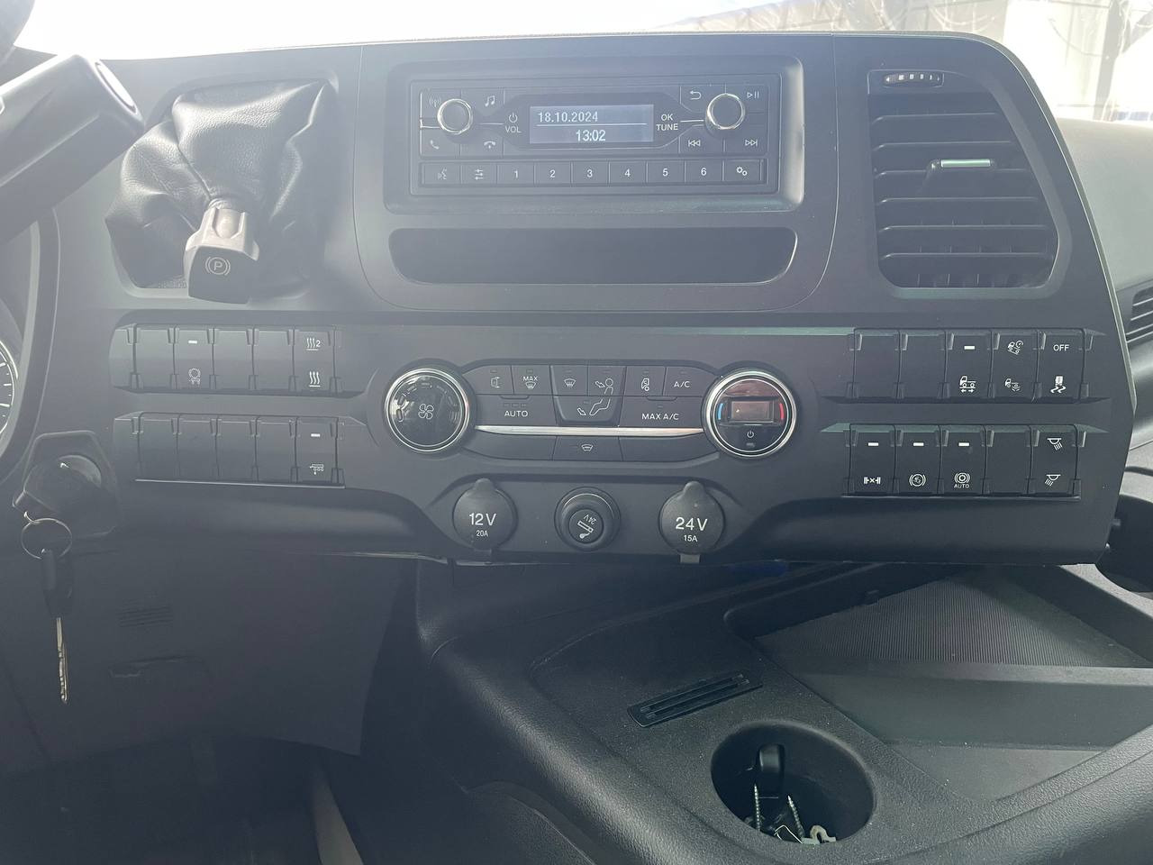 Тягач FORD F-MAX: фото 23