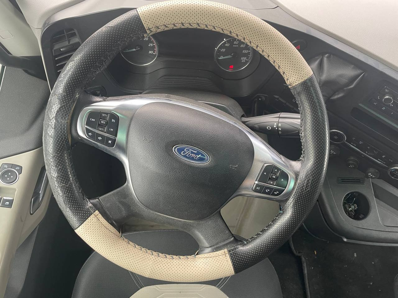 Тягач FORD F-MAX: фото 13