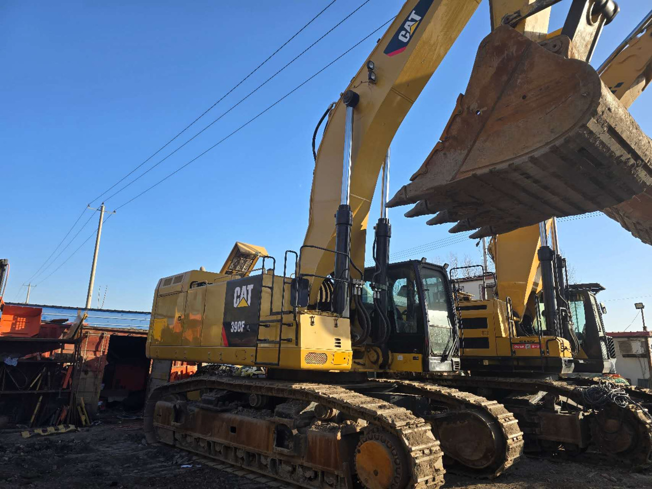 Caterpillar 390 Гусеничный экскаватор - Гусеничный экскаватор: фото 1 Caterpillar 390 Гусеничный экскаватор - Гусеничный экскаватор: фото 1