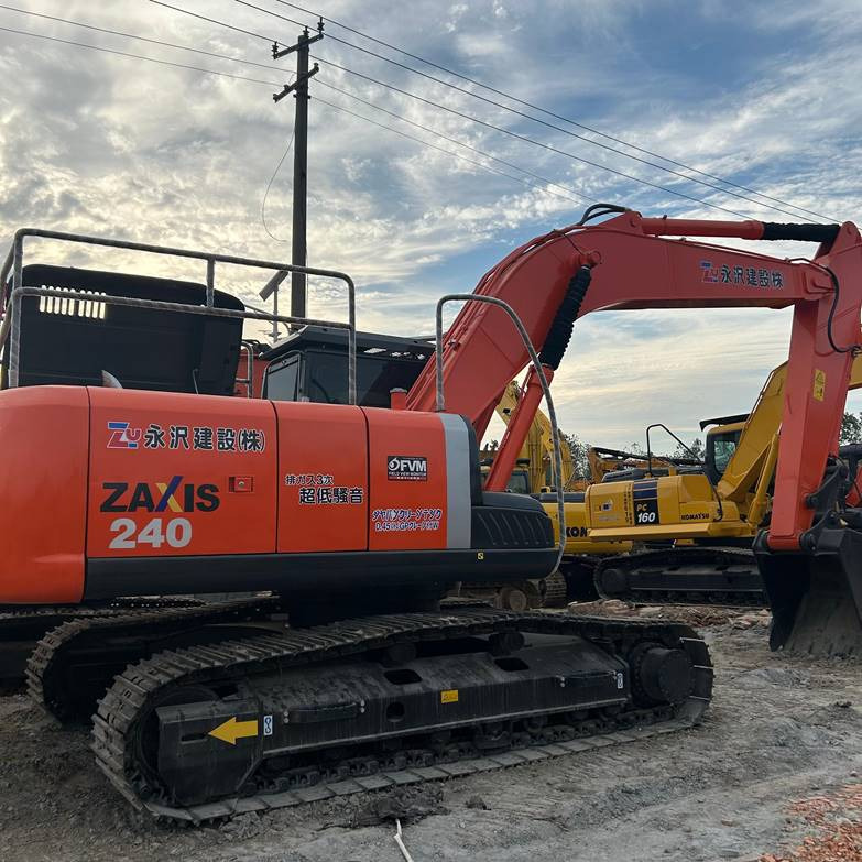 Гусеничный экскаватор Hitachi 240 - Гусеничный экскаватор: фото 1 Гусеничный экскаватор Hitachi 240 - Гусеничный экскаватор: фото 1