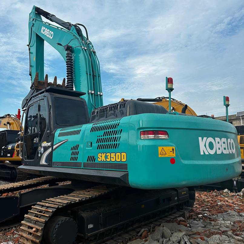 Гусеничный экскаватор Kobelco SK350D - Гусеничный экскаватор: фото 1 Гусеничный экскаватор Kobelco SK350D - Гусеничный экскаватор: фото 1