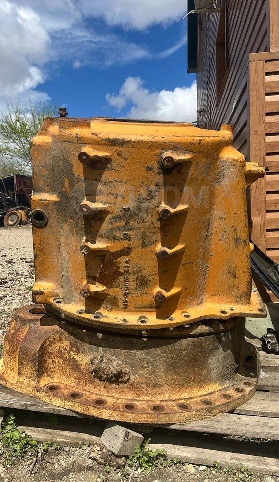 Komatsu 195-15-11116 Корпус Б/У КПП Komatsu D355A в Благовещенске - Коробка передач и запчасти: фото 2 Komatsu 195-15-11116 Корпус Б/У КПП Komatsu D355A в Благовещенске - Коробка передач и запчасти: фото 2