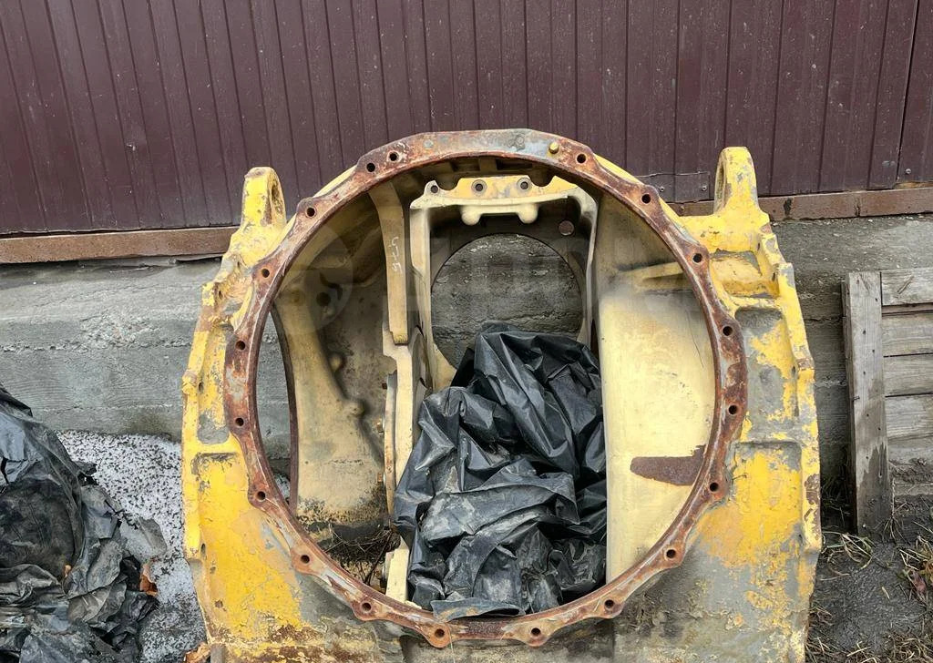 Трансмиссия Komatsu 198-22-61111 / 198-22-61110 Корпус заднего моста Komatsu D475A в Благовещенске: фото 7