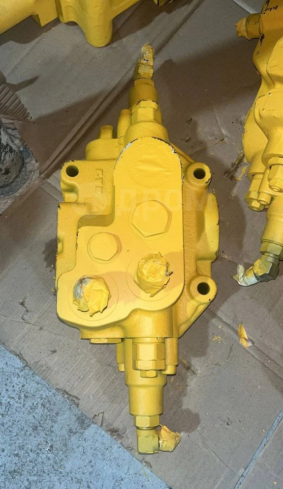 Клапан Komatsu 421-64-25302 клапан в сборе Komatsu WA470 в Благовещенске: фото 6 Клапан Komatsu 421-64-25302 клапан в сборе Komatsu WA470 в Благовещенске: фото 6