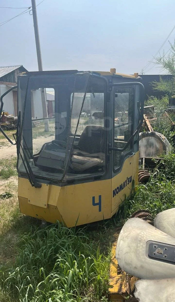 Komatsu 423-56-21010 Кабина в сборе погрузчика WA420-3 в Благовещенске - Кузов и экстерьер: фото 2 Komatsu 423-56-21010 Кабина в сборе погрузчика WA420-3 в Благовещенске - Кузов и экстерьер: фото 2
