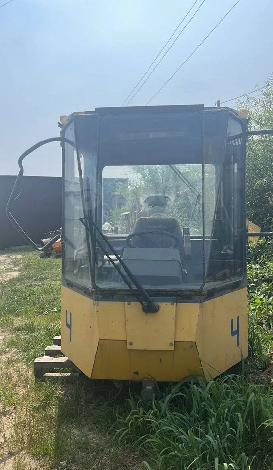 Кузов и экстерьер Komatsu 423-56-21010 Кабина в сборе погрузчика WA420-3 в Благовещенске: фото 11