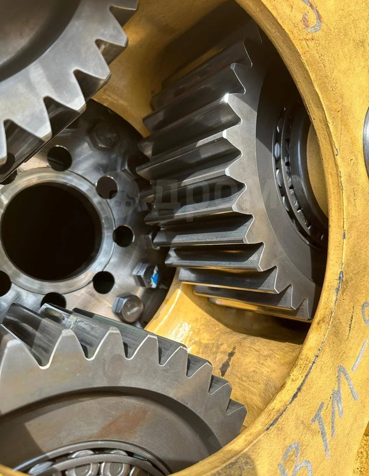 Трансмиссия Komatsu 561-22-78014 / 561-88-70006 Задний мост в сборе Komatsu HD785-7 в Благовещенске: фото 7 Трансмиссия Komatsu 561-22-78014 / 561-88-70006 Задний мост в сборе Komatsu HD785-7 в Благовещенске: фото 7
