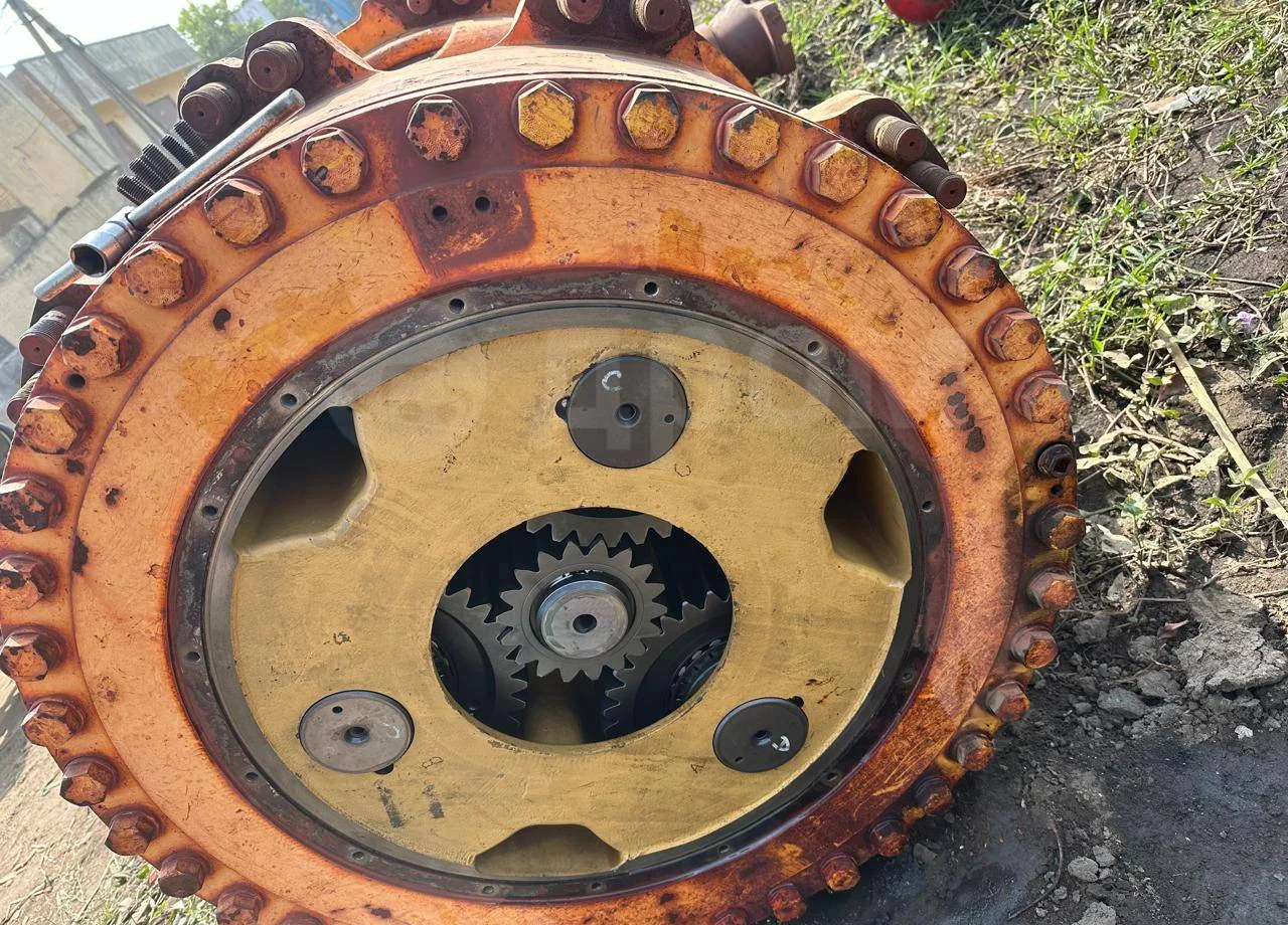 Трансмиссия Komatsu 561-22-78014 / 561-88-70006 Задний мост в сборе Komatsu HD785-7 в Благовещенске: фото 8 Трансмиссия Komatsu 561-22-78014 / 561-88-70006 Задний мост в сборе Komatsu HD785-7 в Благовещенске: фото 8
