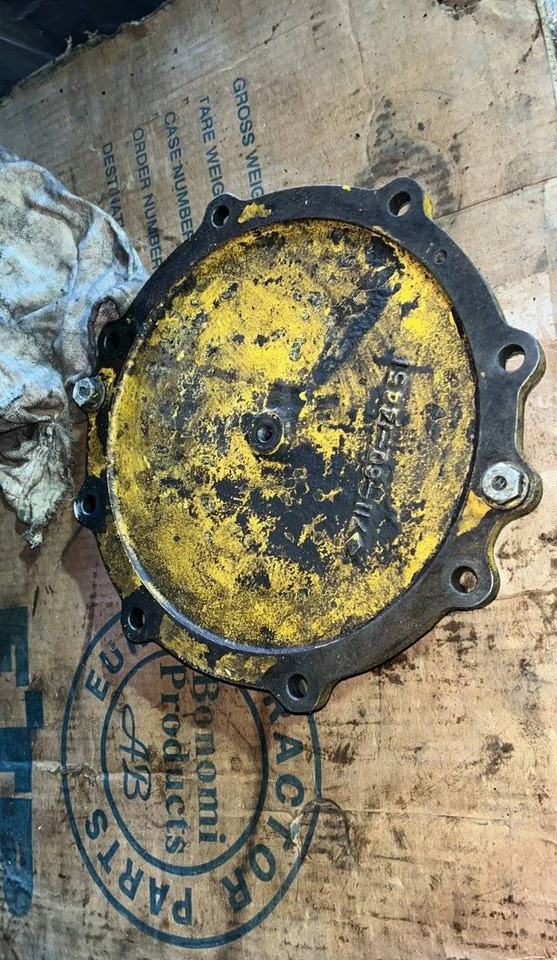 Komatsu 711-60-14451 защитный кожух Komatsu D375A в Благовещенске - Кузов и экстерьер: фото 1 Komatsu 711-60-14451 защитный кожух Komatsu D375A в Благовещенске - Кузов и экстерьер: фото 1