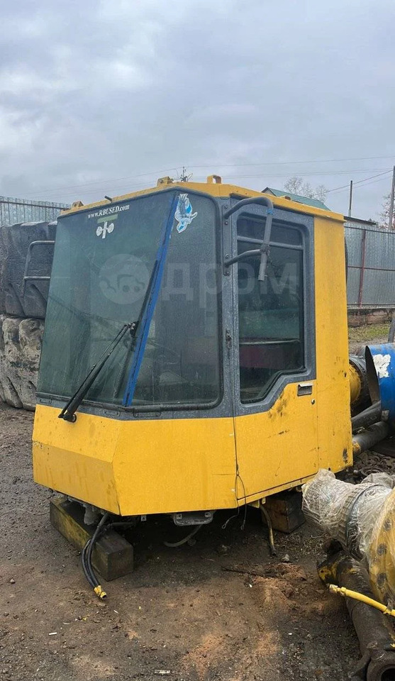 Komatsu Кабина в сборе погрузчика Komatsu WA700-3 в Благовещенске - Кузов и экстерьер: фото 1 Komatsu Кабина в сборе погрузчика Komatsu WA700-3 в Благовещенске - Кузов и экстерьер: фото 1