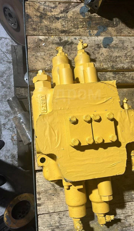 Клапан Komatsu Клапан в сборе (700-92-33000) Komatsu в Благовещенске: фото 16