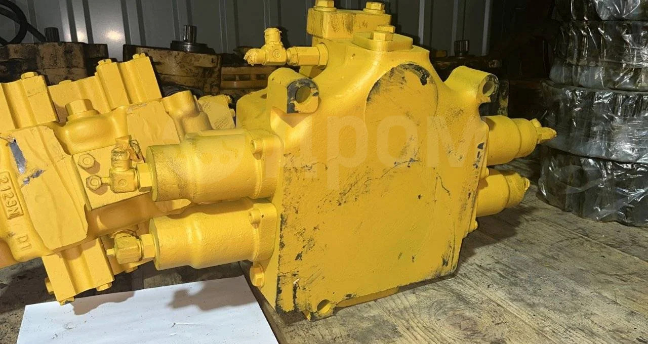 Komatsu Клапан в сборе (700-92-33000) Komatsu в Благовещенске - Клапан: фото 3 Komatsu Клапан в сборе (700-92-33000) Komatsu в Благовещенске - Клапан: фото 3