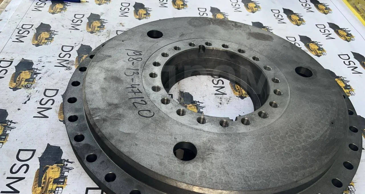 Новый Кузов и экстерьер Komatsu Корпус 198-13-47110 Komatsu D475A в Благовещенске: фото 12