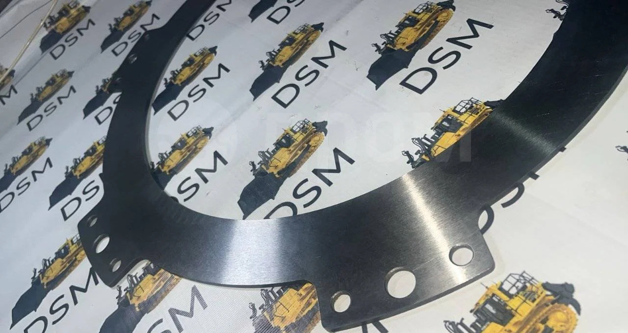 Komatsu Пластина трансмиссии 195-15-42790 Komatsu D375A в Благовещенске - Коробка передач и запчасти: фото 4 Komatsu Пластина трансмиссии 195-15-42790 Komatsu D375A в Благовещенске - Коробка передач и запчасти: фото 4
