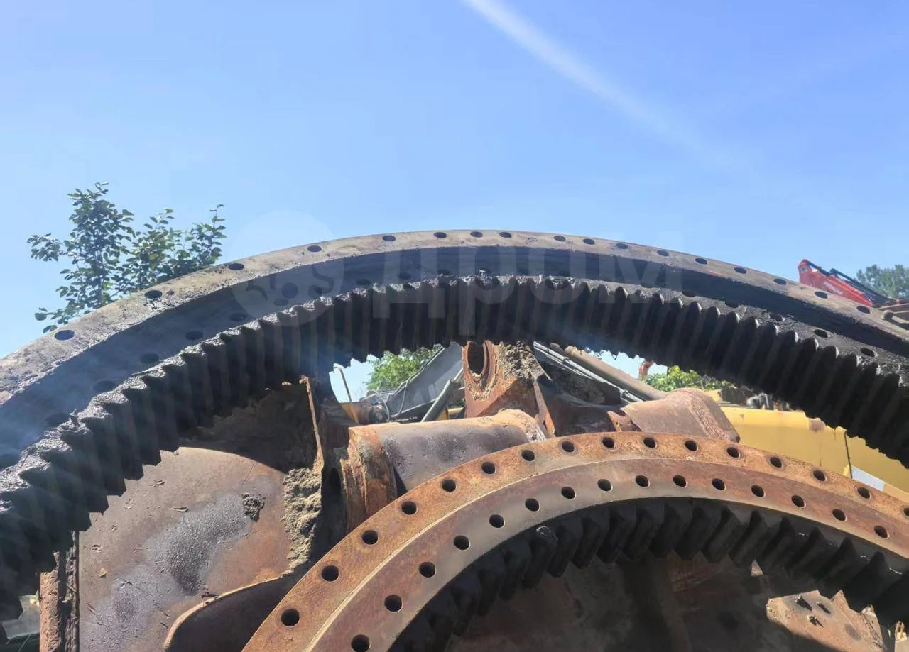 Komatsu Поворотный круг 21N-25-00400 Komatsu PC1250-7 в Благовещенске - Поворотное кольцо: фото 3 Komatsu Поворотный круг 21N-25-00400 Komatsu PC1250-7 в Благовещенске - Поворотное кольцо: фото 3
