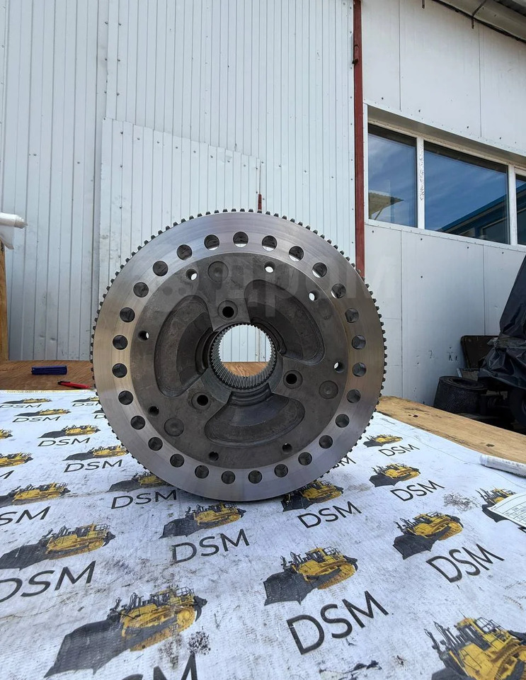 Новый Трансмиссия Komatsu Шестерня (ступица) 195-22-13210 / 195-22-73212 Komatsu D375A-5 в Благовещенске: фото 17 Новый Трансмиссия Komatsu Шестерня (ступица) 195-22-13210 / 195-22-73212 Komatsu D375A-5 в Благовещенске: фото 17