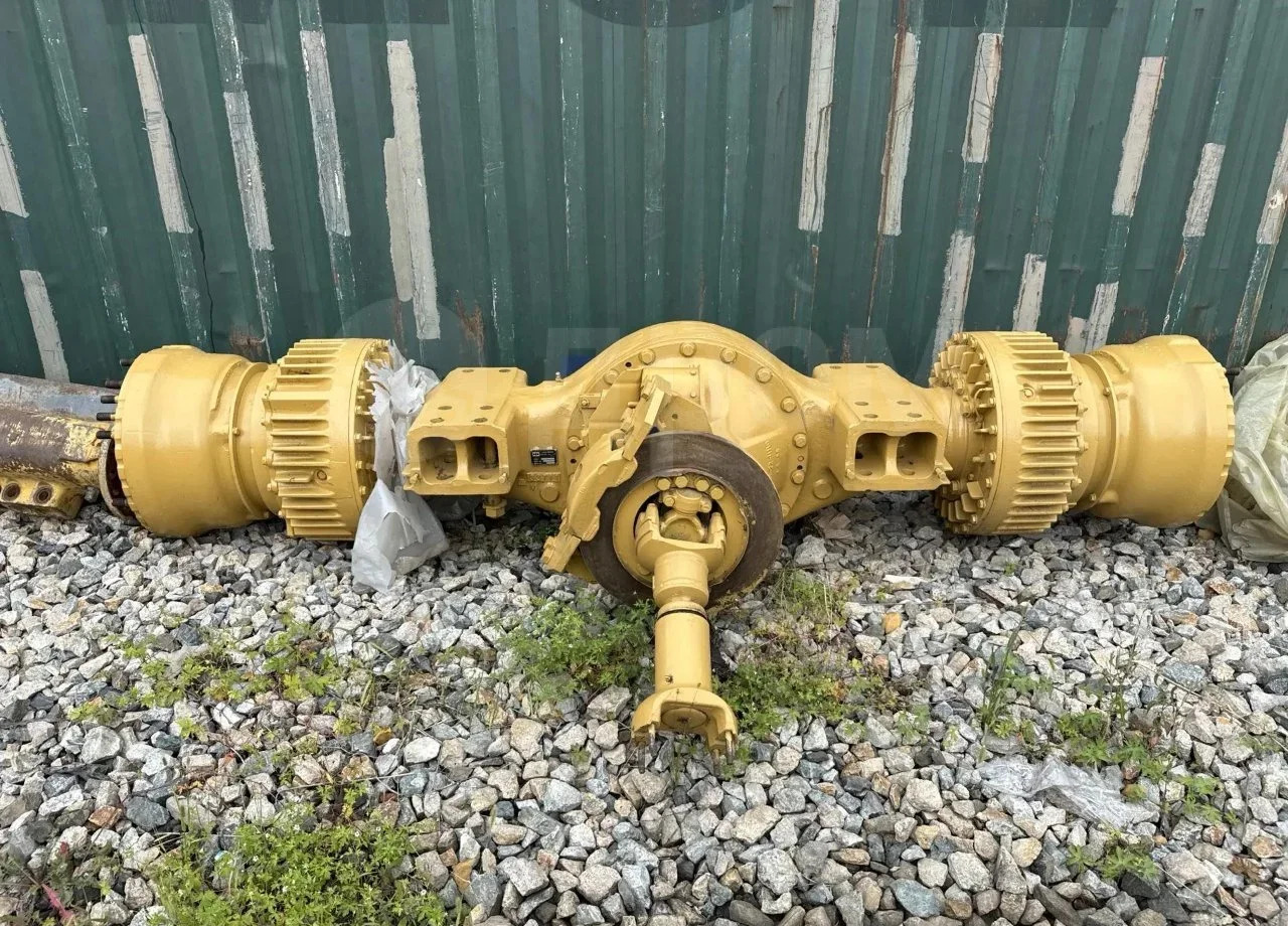 Передний мост погрузчика Komatsu WA600-1 (Кап. ремонт) - Трансмиссия: фото 1 Передний мост погрузчика Komatsu WA600-1 (Кап. ремонт) - Трансмиссия: фото 1