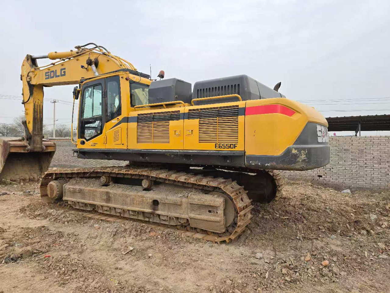 SDLG E6550F Гусеничный экскаватор - Гусеничный экскаватор: фото 2 SDLG E6550F Гусеничный экскаватор - Гусеничный экскаватор: фото 2