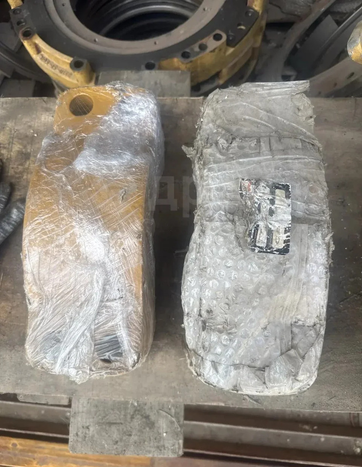 ITR Бугель отвала 7T4966 Caterpillar D10 - Запчасти: фото 5 ITR Бугель отвала 7T4966 Caterpillar D10 - Запчасти: фото 5
