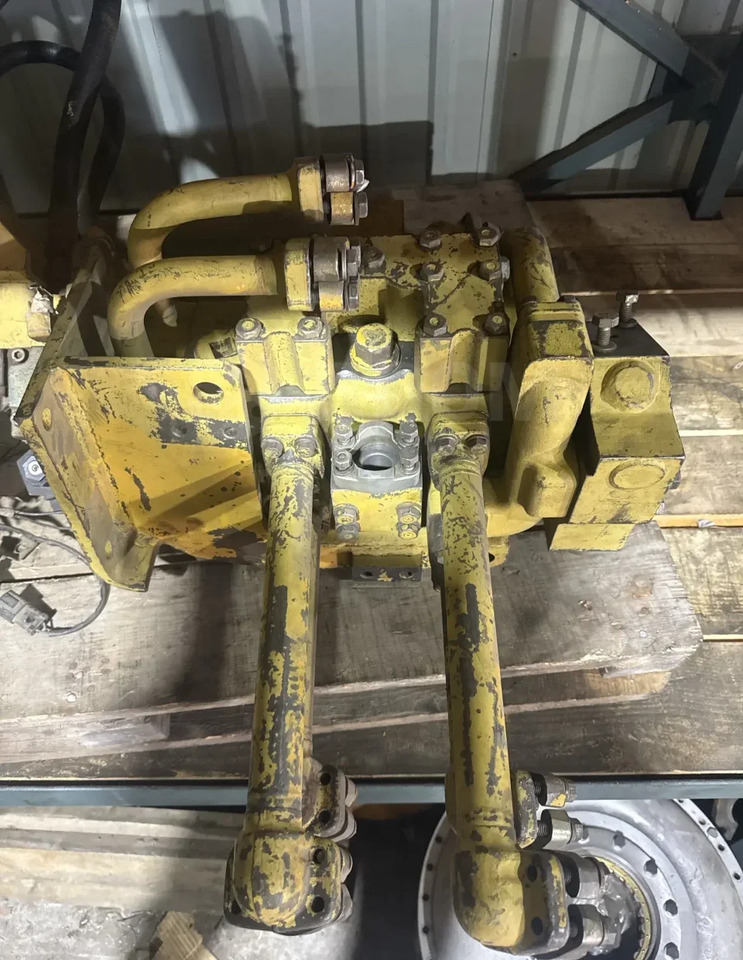 Запчасти Клапан рыхлителя 709-62-11101 Komatsu D375A: фото 6 Запчасти Клапан рыхлителя 709-62-11101 Komatsu D375A: фото 6