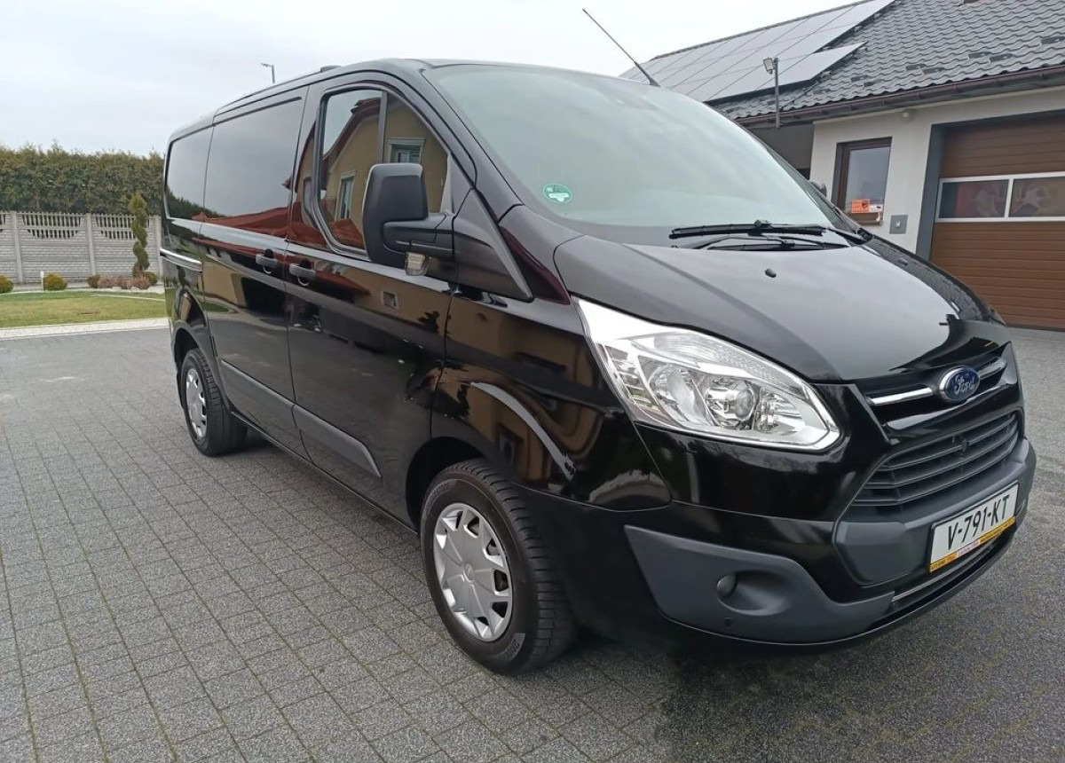 Ford Custon 2.0 130ps. z Niemiec Serwisowany w ASO Stan jak Nowy - Цельнометаллический фургон: фото 4 Ford Custon 2.0 130ps. z Niemiec Serwisowany w ASO Stan jak Nowy - Цельнометаллический фургон: фото 4
