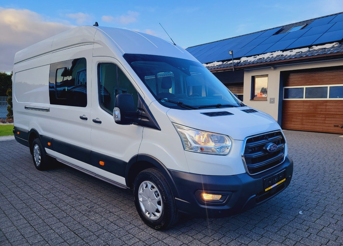 Ford Doca 7 0sobowy jak nowy z salonu - Грузопассажирский фургон: фото 3 Ford Doca 7 0sobowy jak nowy z salonu - Грузопассажирский фургон: фото 3
