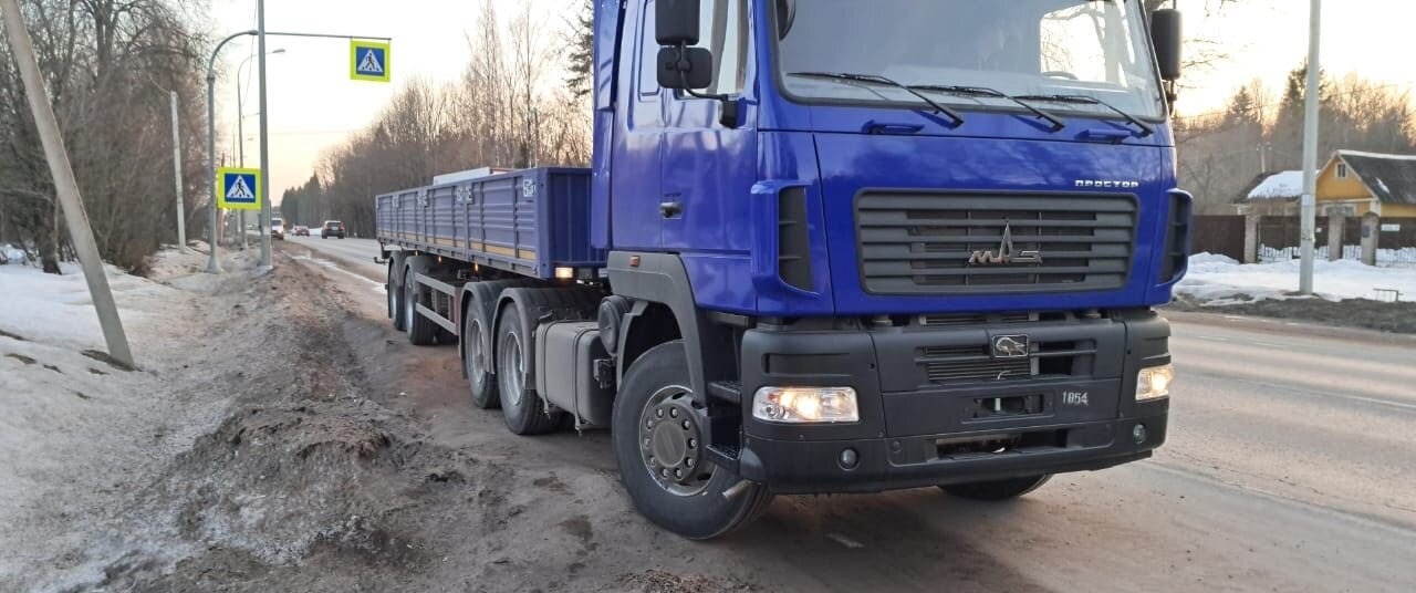 МАЗ 938662-042 - Полуприцеп бортовой/ Платформа: фото 4 МАЗ 938662-042 - Полуприцеп бортовой/ Платформа: фото 4