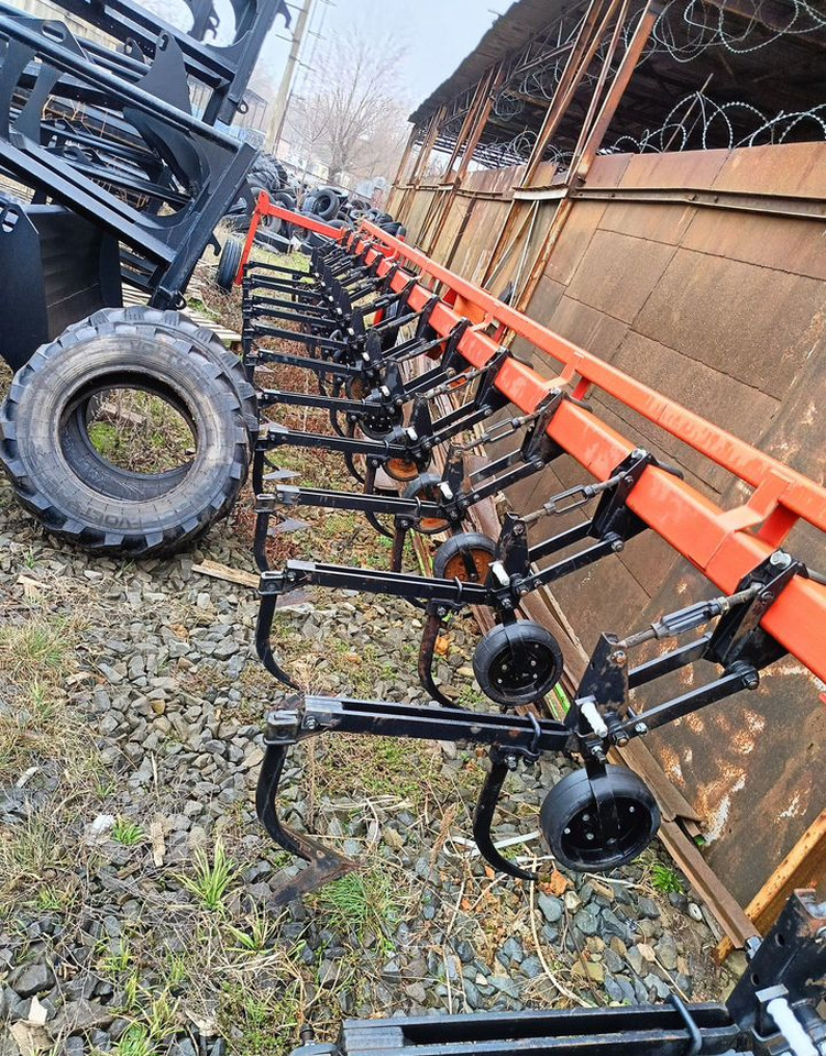 Грязинский культиваторный завод КРН-8,4 - Культиватор: фото 1 Грязинский культиваторный завод КРН-8,4 - Культиватор: фото 1