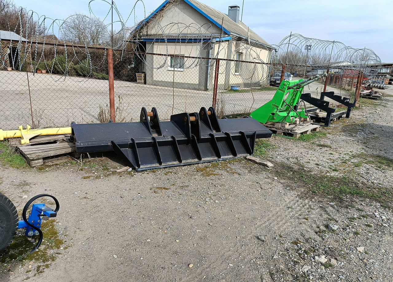 Отвал-корчеватель на фронтальный погрузчик JCB - Отвал для Колёсных погрузчиков: фото 2 Отвал-корчеватель на фронтальный погрузчик JCB - Отвал для Колёсных погрузчиков: фото 2
